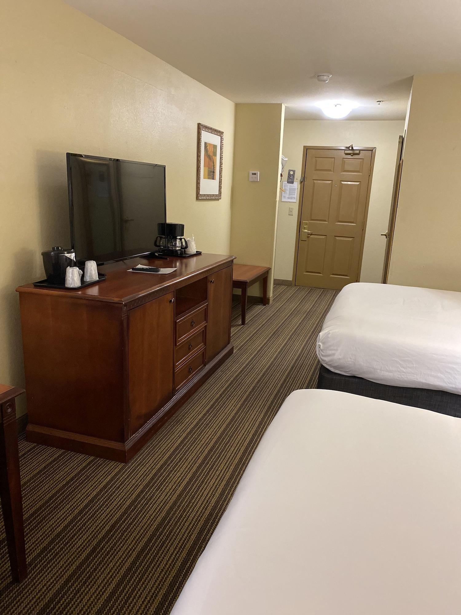 Hotel Country & By Radisson, Worth, Tx 3*