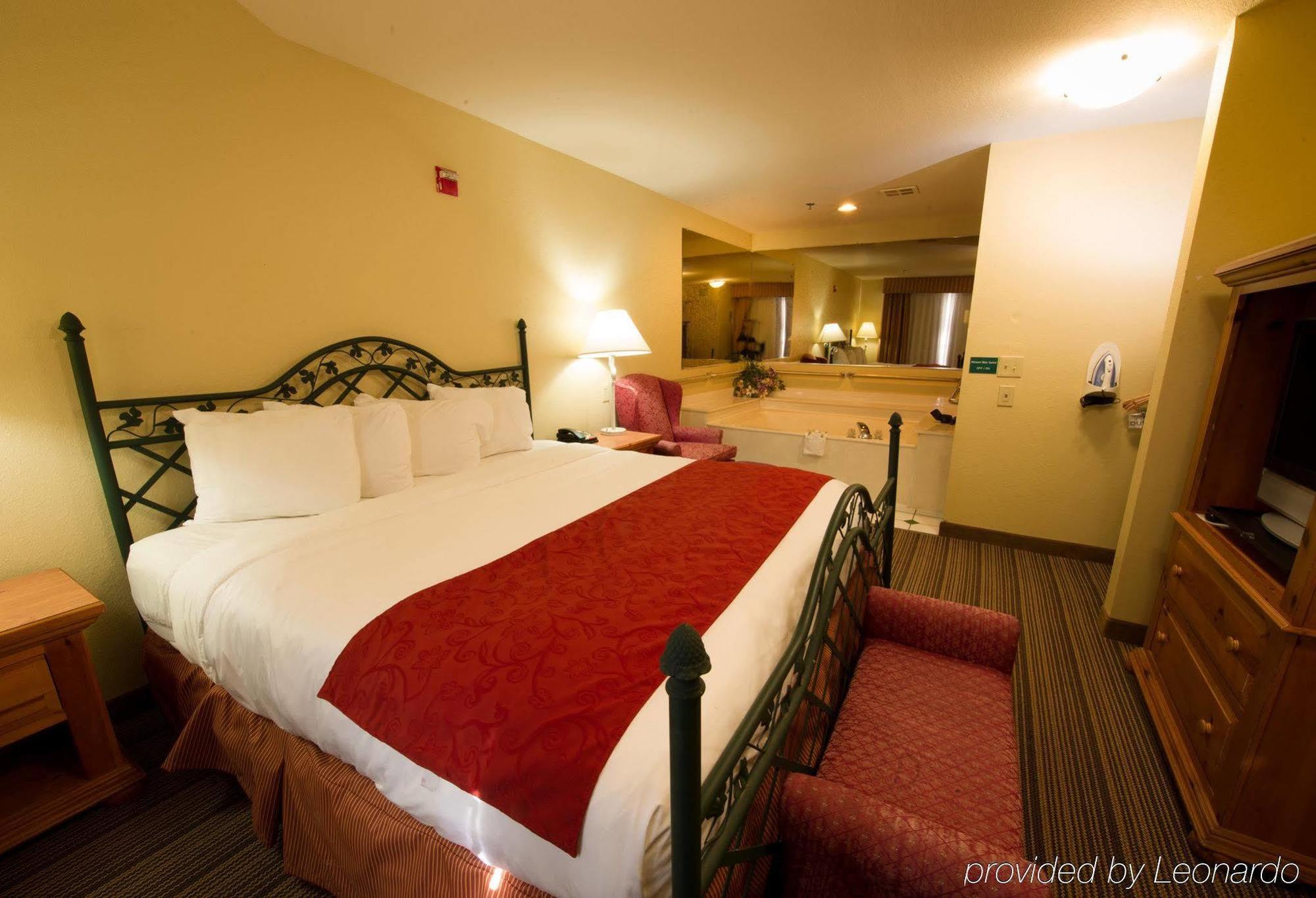 Country & By Radisson, Worth, Tx Fort Worth
