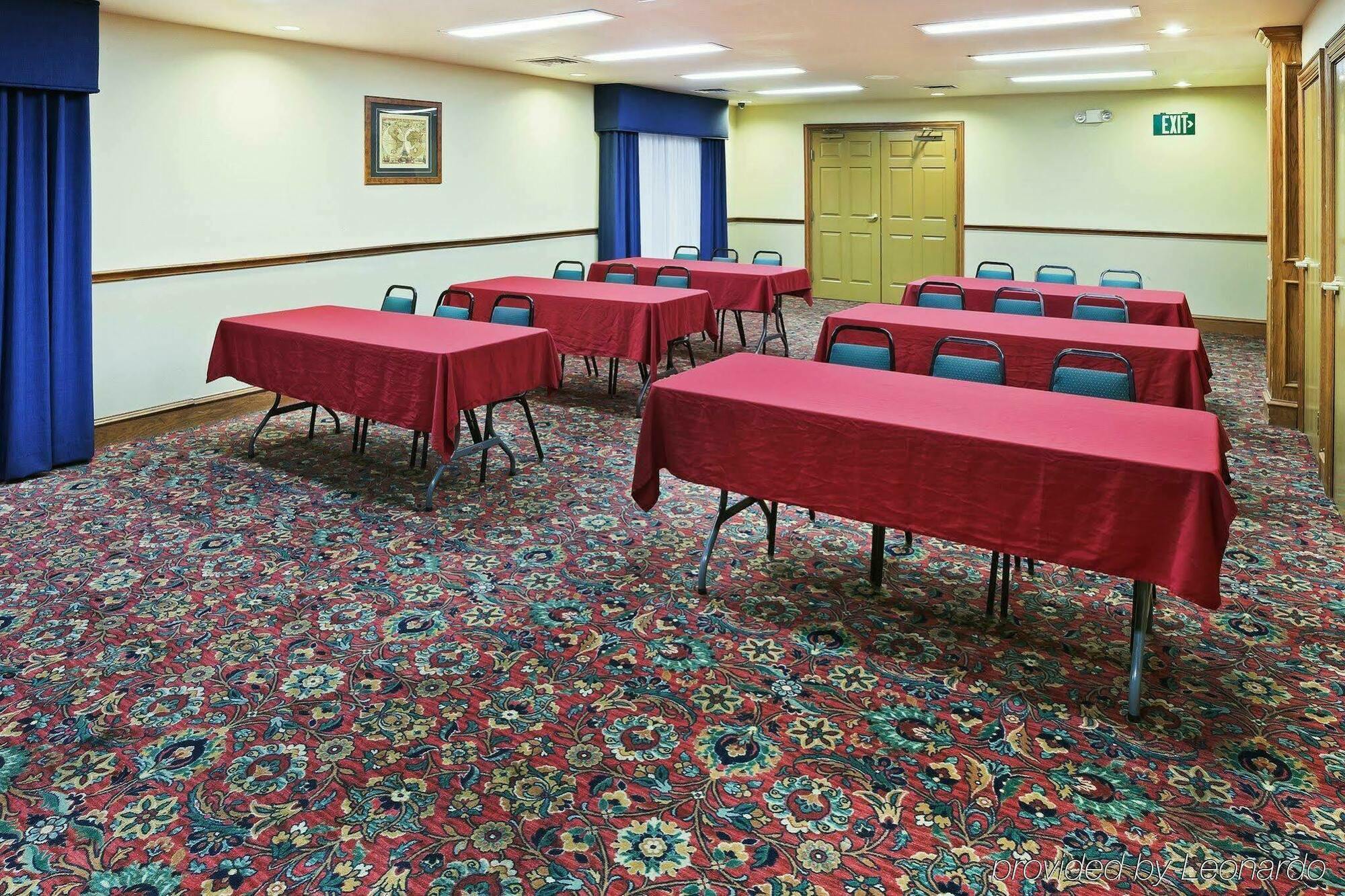 Hotel Country & By Radisson, Worth, Tx Fort Worth